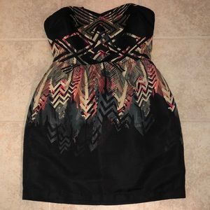 Beautiful strapless midi dress abstract pattern!